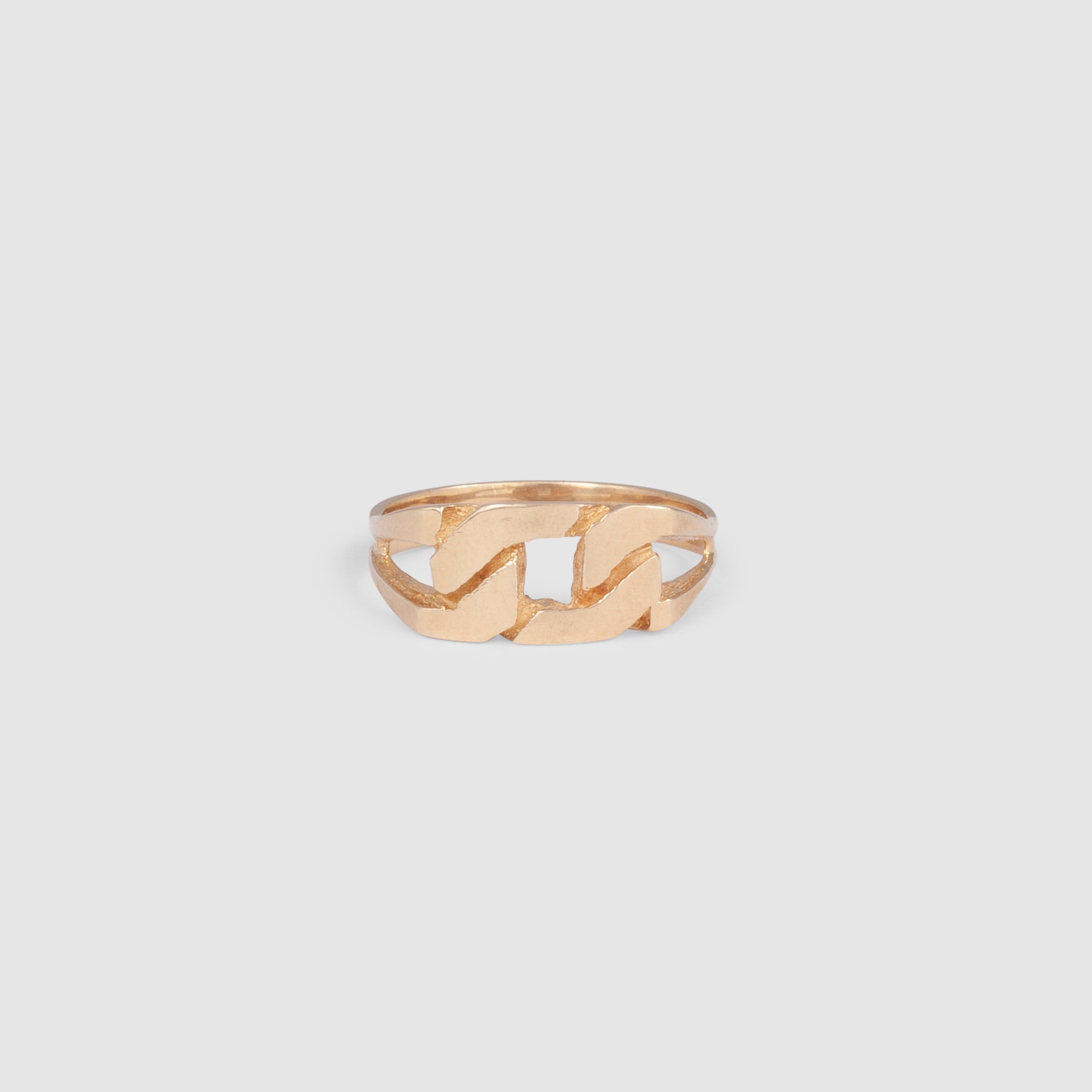 10K Solid Yellow Gold ring with the detail of a Cuban link