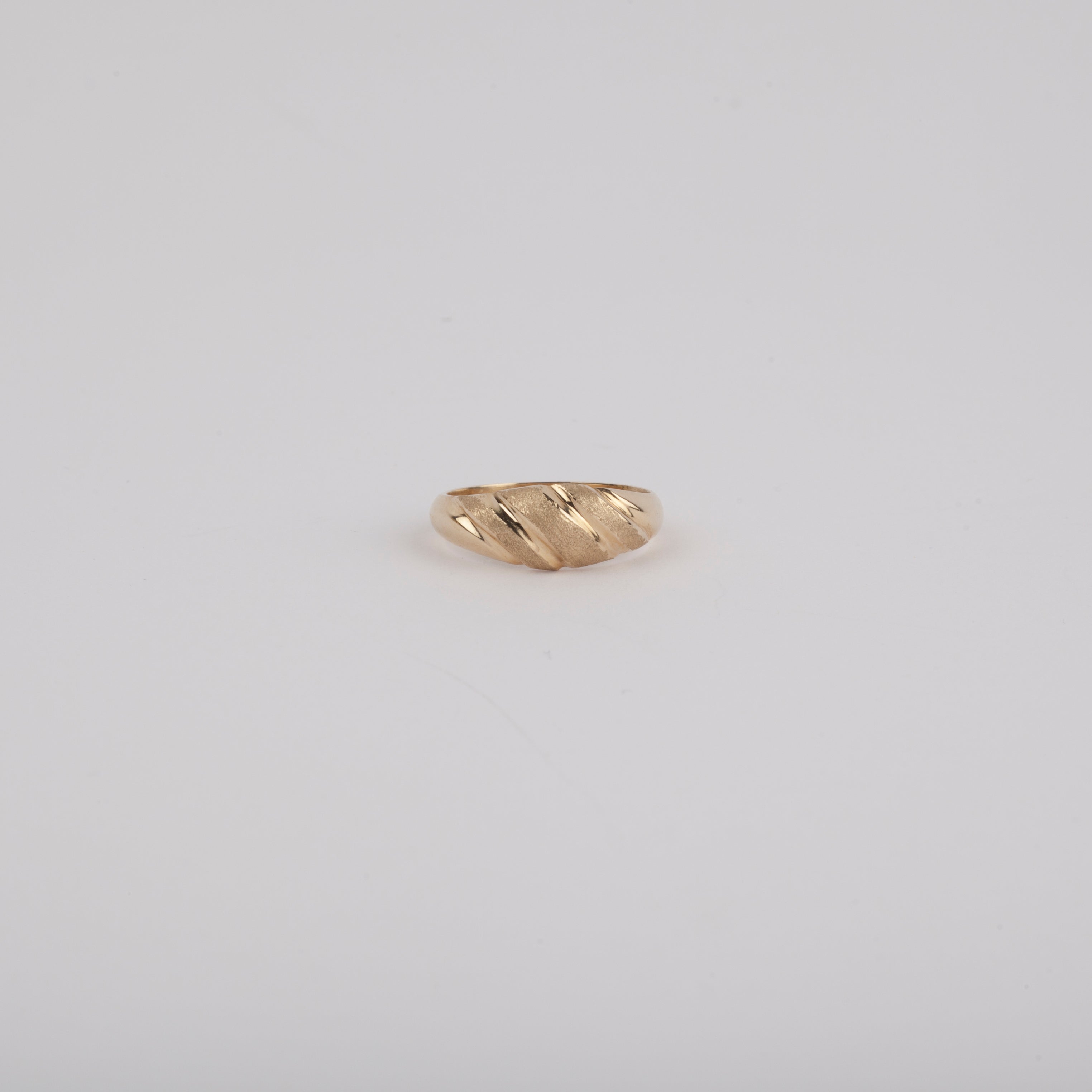 10k Solid Gold croissant ring with frosted details