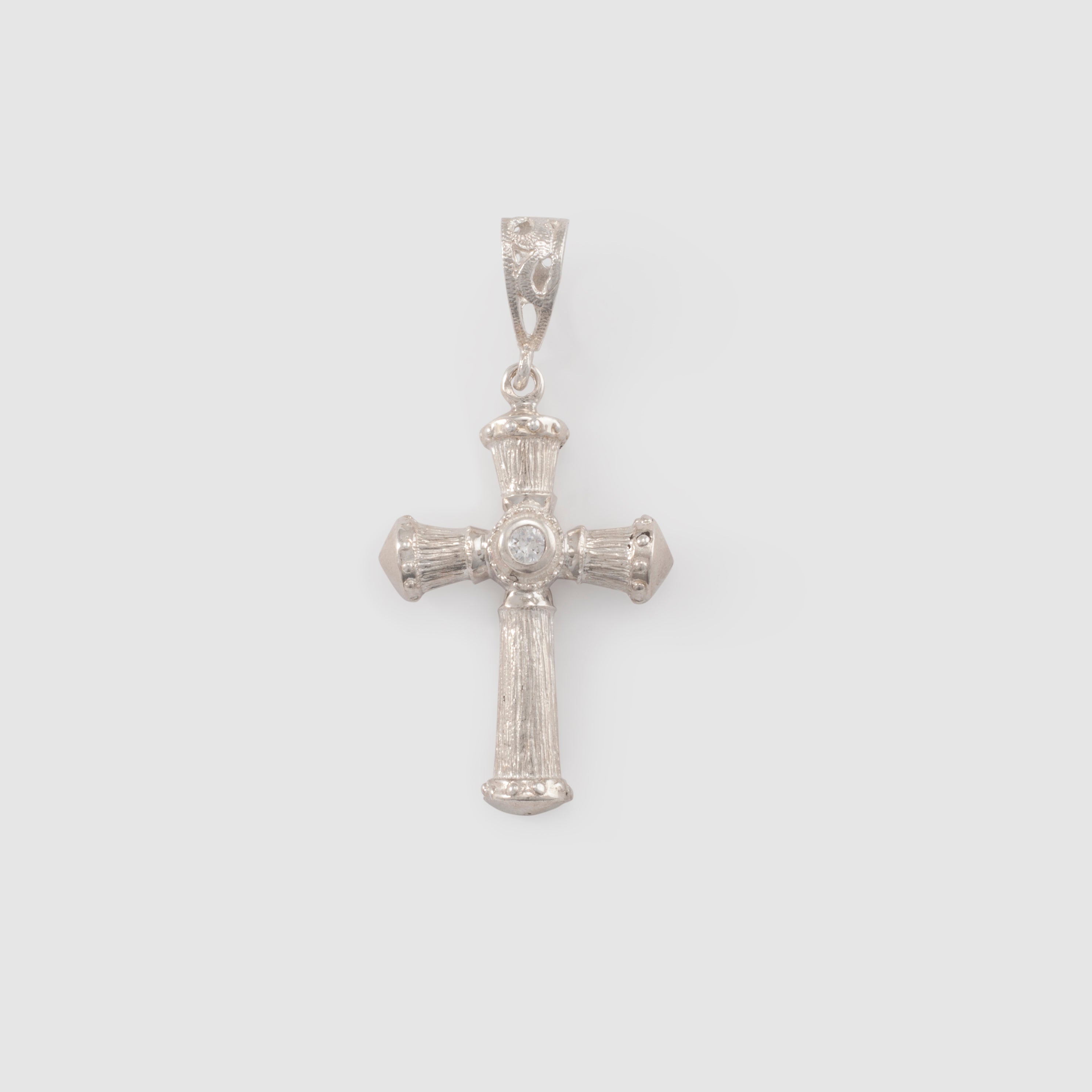 CHUNKY CROSS PENDANT W CZ