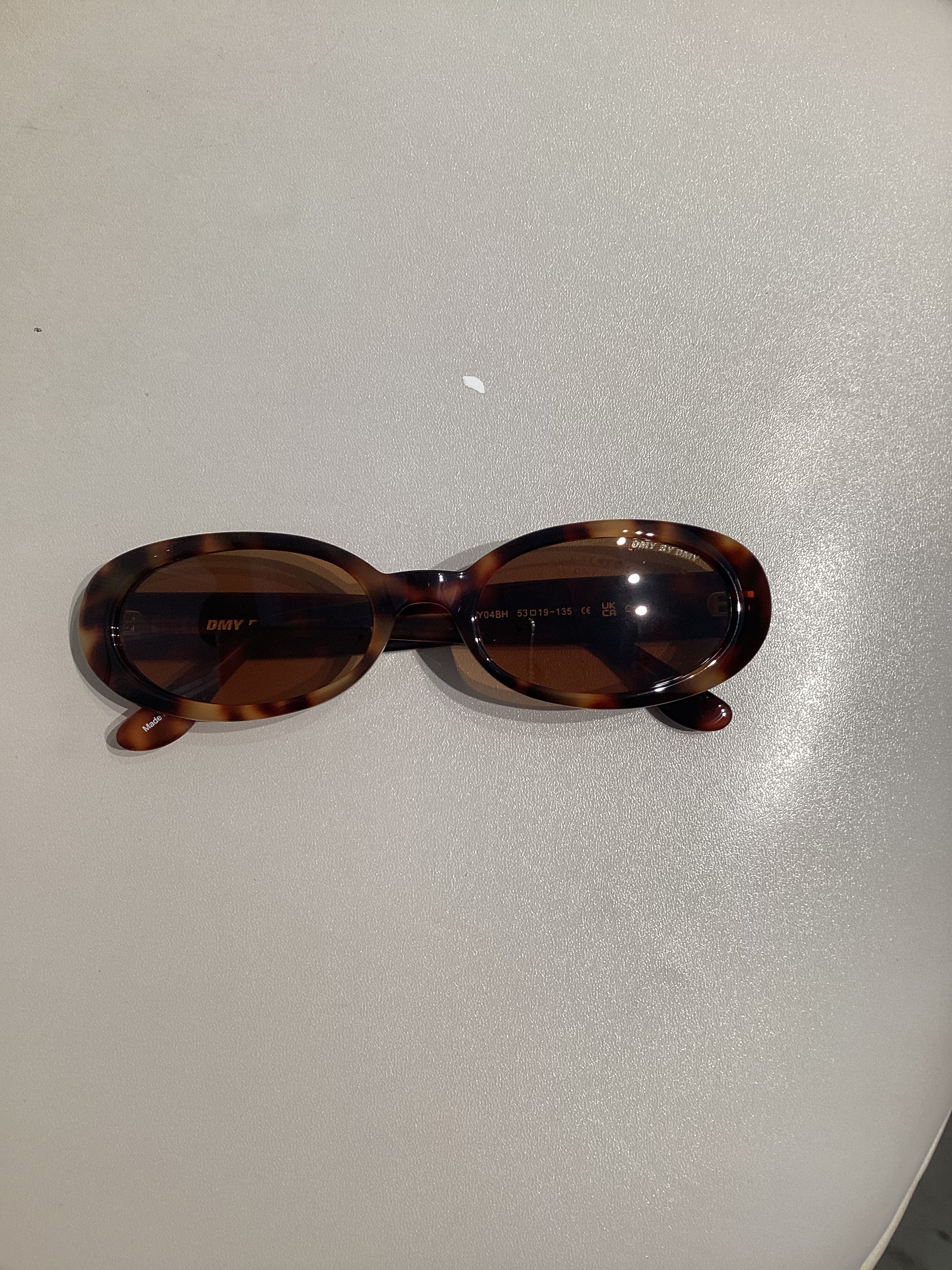 DMY by DMY Valentina sunglasses oval frames in Havana