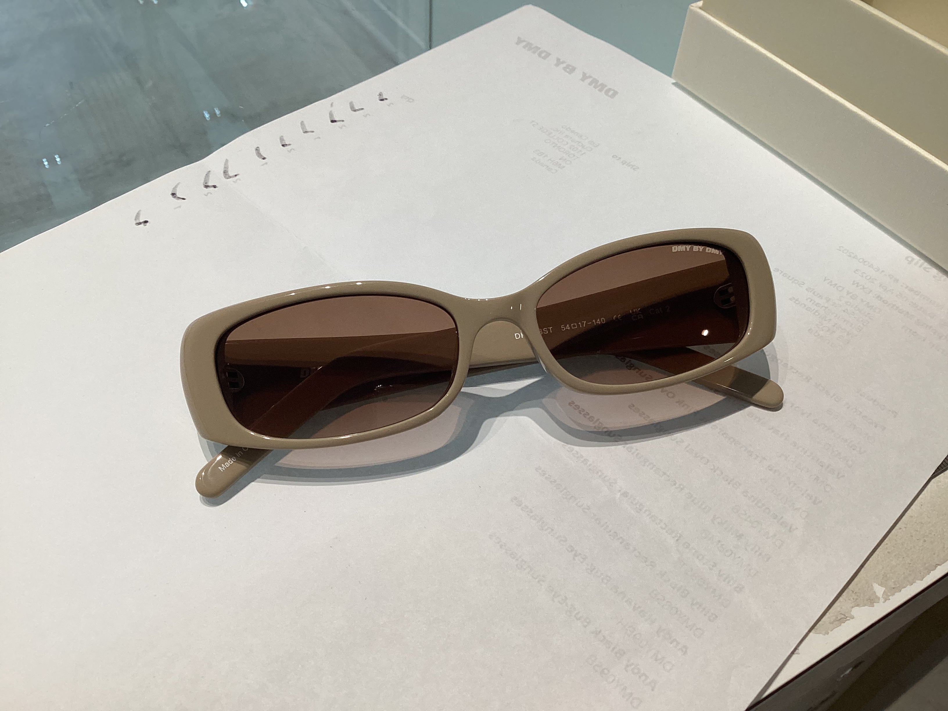 DMY by DMY Billy sunglasses rectangular frames in Stone