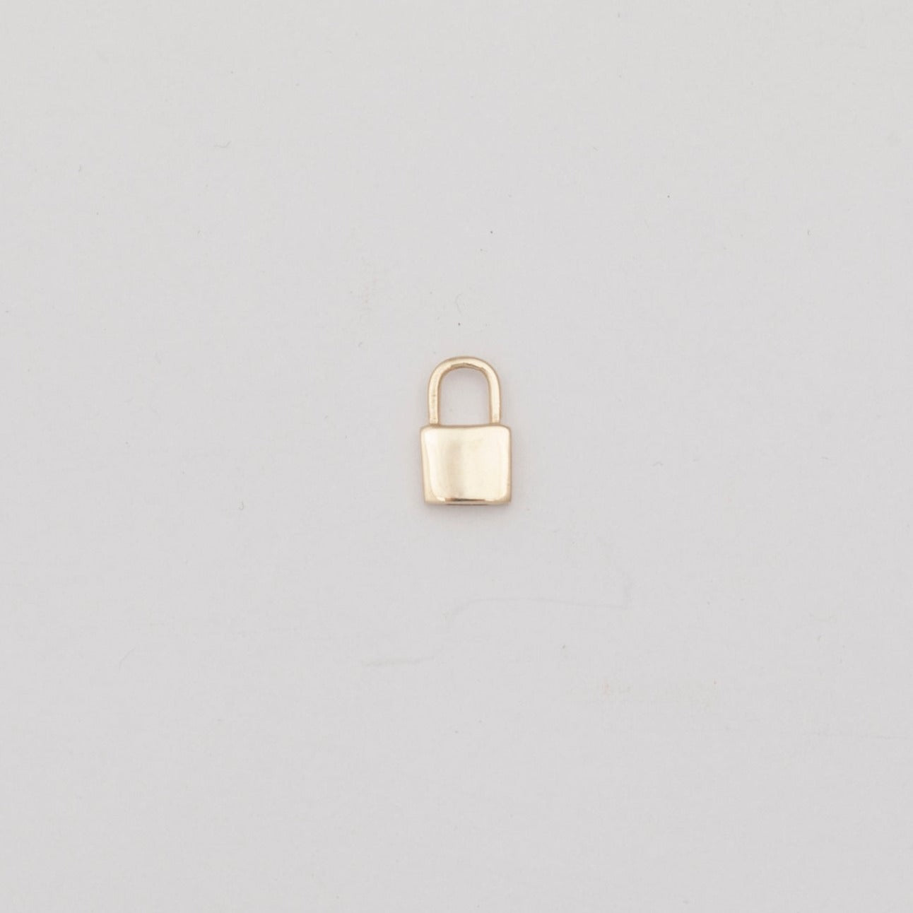 10K Gold LOCK PENDANT NECKLACE